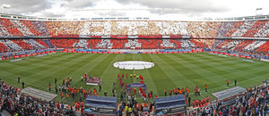 Liga 2013-14. Atlético de Madrid - Athletic. Espectacular tifo que dibujó la afición antes del inicio del partido